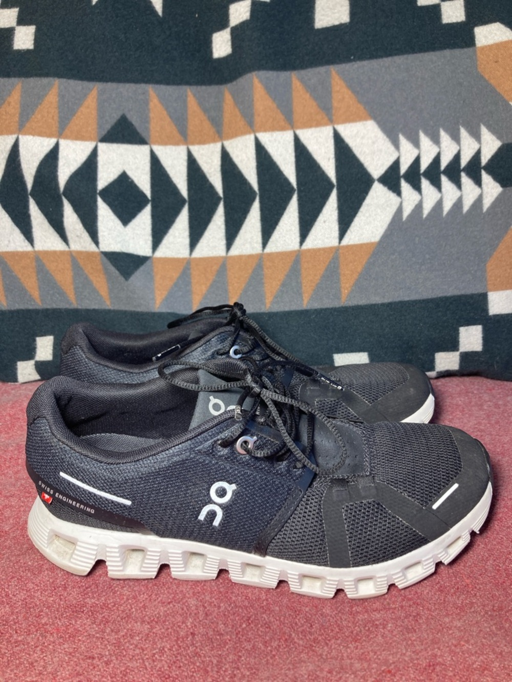ON RUNNING Cloud 5 Cloudtec Performance Active Shoes